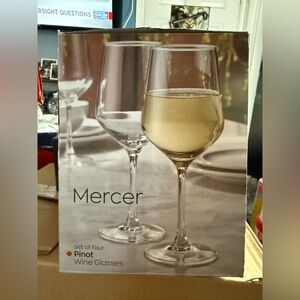 Clear Wine Glass Set